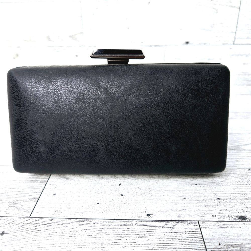 MMS Design Studio Hard Side Clam Shell Clutch Evening Special Occasion Bag